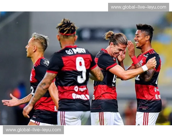 绿茵战火重燃：亚松森瓜与河床的南美解放者杯巅峰对决前瞻