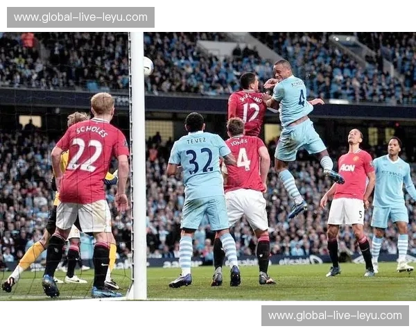 红蓝德比:曼联与曼城战绩交锋史,恩怨情仇今犹在 红蓝德比:曼联与曼城战绩交锋史,恩怨情仇今犹在